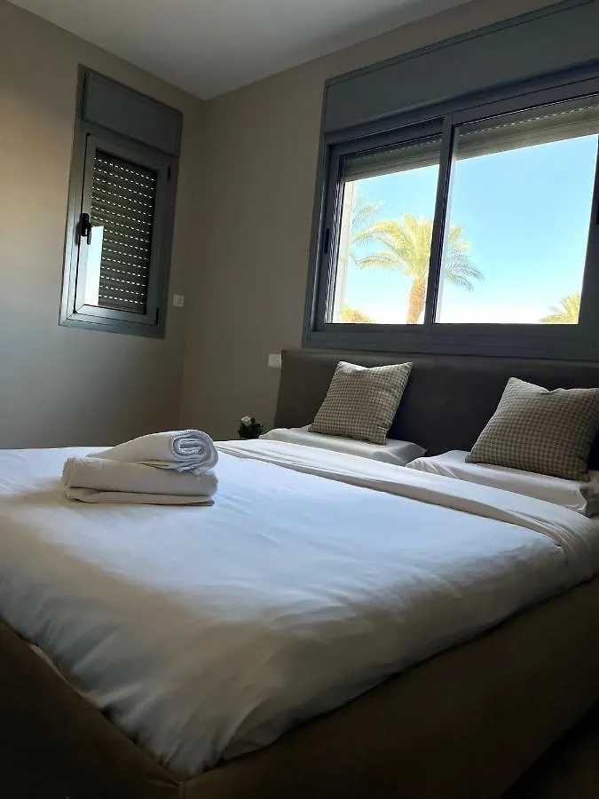 Esterin Royal Park Apartments Ελάτ